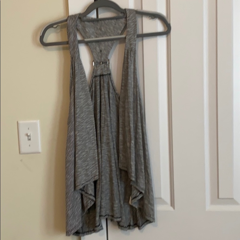 Threads Women’s Vest